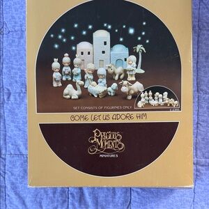 Retired “ come let us adore him” Precious Moments Nativity Figurine Set